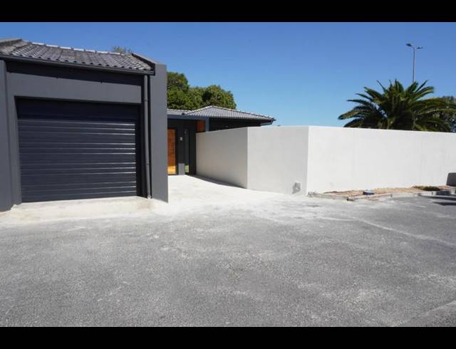 3 BEDROOM HOUSE FOR SALE IN BOTHASIG